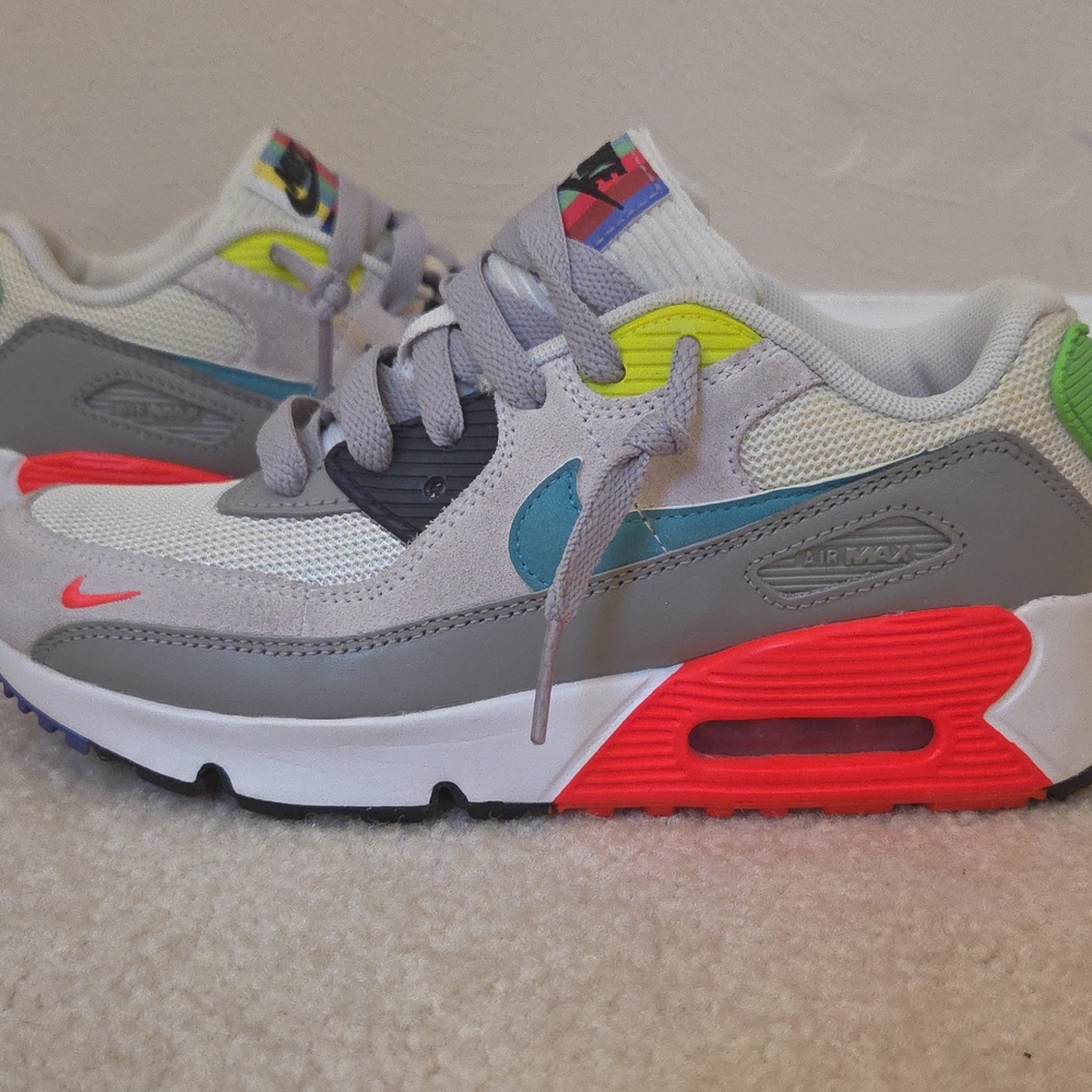 Nike Air Max 90- "EVOLUTION OF ICONS" Pearl Grey, Sport Turquoise & Summit White